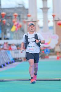 BIB: 5460
                            <button type="button" onclick="openModal(21765689)" class="btn btn-primary btn-sm float-right btn-popup" data-toggle="modal" data-target=".modal-high-quality">
                        <i class="fas fa-shopping-cart"></i> Add to Cart
                    </button>
                                            <button type="button" onclick="isThisMe(21765689, true)" class="btn btn-success btn-sm float-right btn-popup btn-isme hidden" data-toggle="tooltip" data-placement="bottom" title="นี่คือรูปของคุณใช่ไหม คลิกที่นี่เพื่อเอาเข้าอัลบั้ม">
                        <i class="fas fa-plus"></i> Add to album
                    </button>
                    <button type="button" onclick="isThisMe(21765689, false)" class="btn btn-warning btn-sm float-right btn-popup btn-isnotme hidden">
                        <i class="fas fa-ban"></i> Remove from album
                    </button>